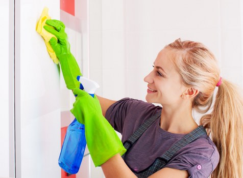 Airbnb cleaner preparing a Balham short-let flat for the next guest
